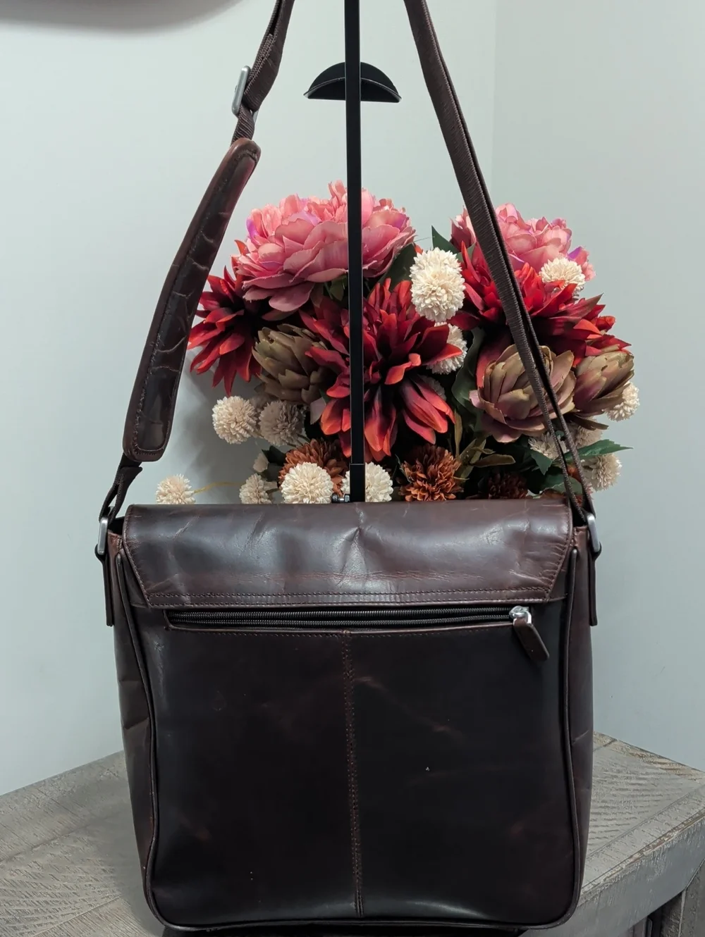 Mancini Buffalo Collection Crossover Tablet Bag (Model 99-5463)